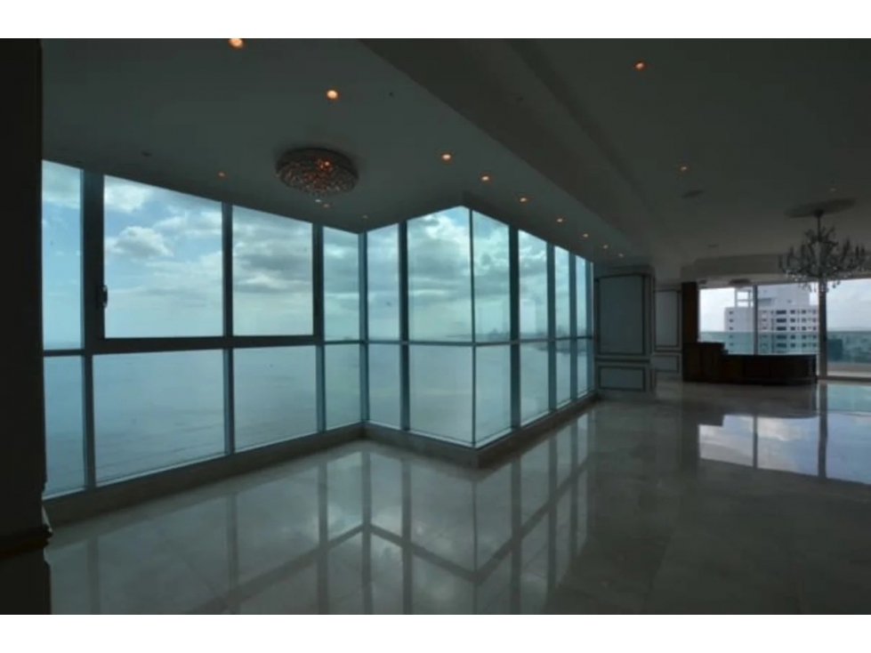 Se Vende Penthouse 456 Mts Costa del Este USD$975,000,00