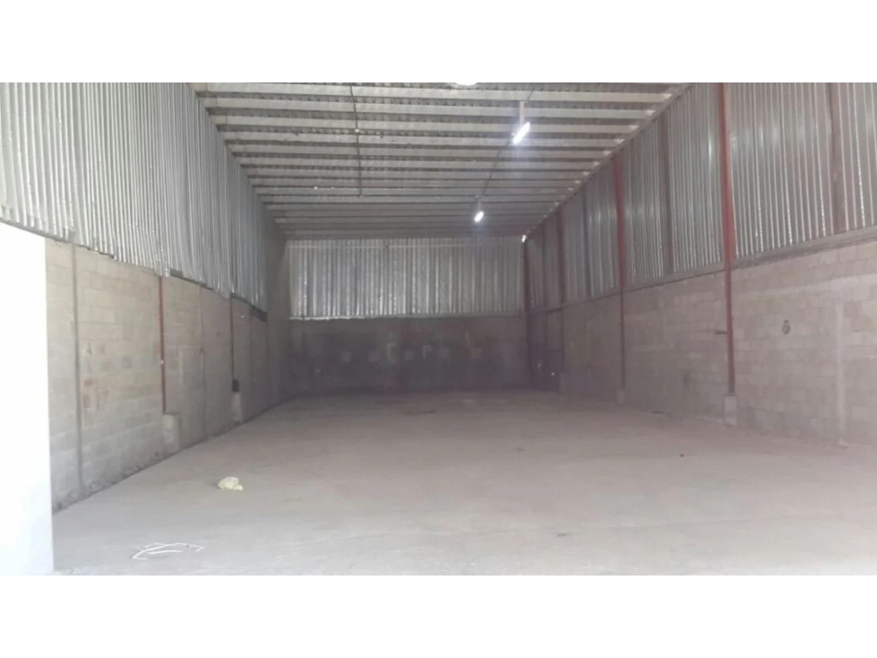 Se Alquila Galera 350 Mts Via Tocumen USD$1,400,00+Itbms