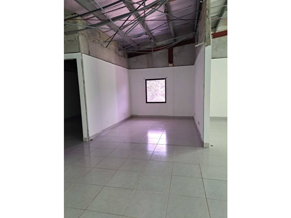 SE ALQUILA EDIFICIO EN ALBROOK | 1029MT2 - 4