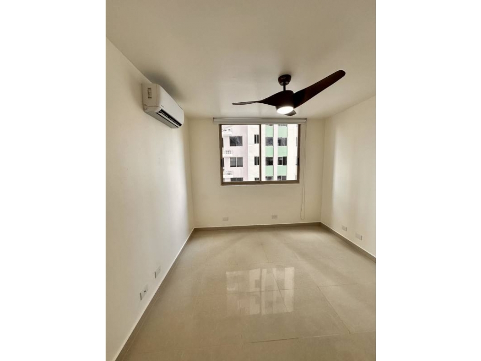 SE VENDE APARTAMENTO RECIEN REMODELADO EN SAN FRANCISCO — foto 6