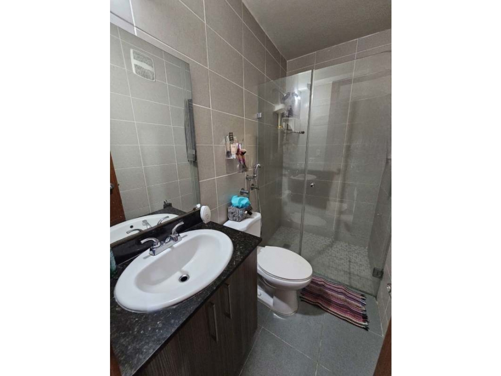 SE VENDE APARTAMENTO AMOBLADO EN CARRASQUILLA — foto 5
