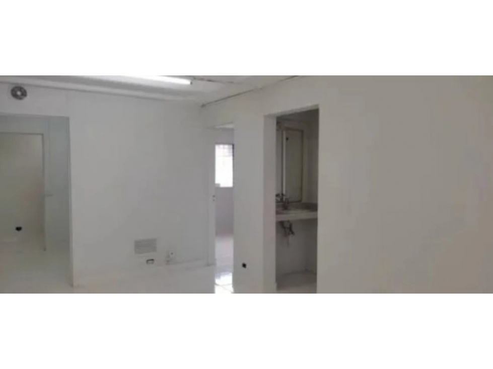 Venta de Local Comercial en Tumba Muerto