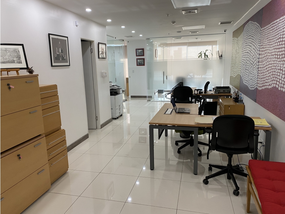 VENDE OFICINA DE 86 M2 EN PH ATRIUM TOWER