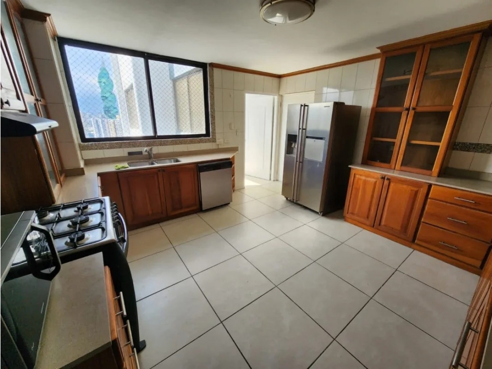 ALQUILO APARTAMENTO EN MARBELLA — foto 4