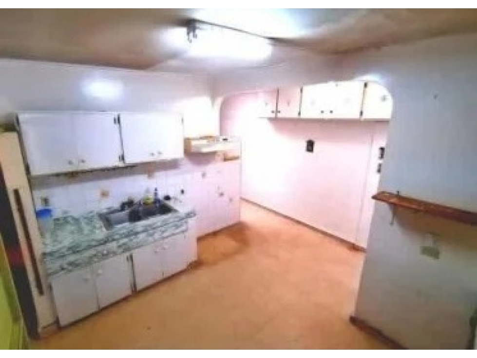 VENDO CASA CON AMPLIO TERRENO DE 1000 MTS 2, EN SAN ANTONIO!!! — foto 6