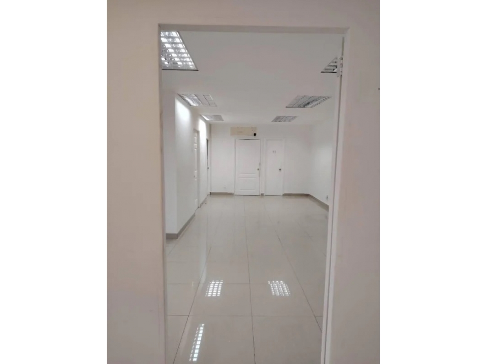 ALQUILO LOCAL COMERCIAL EN EL DORADO