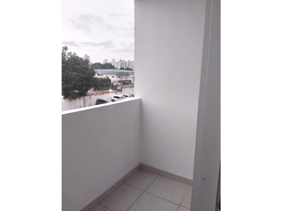 SE ALQUILA APARTAMENTO DE APARTAMENTO 12 DE OCTUBRE - 5