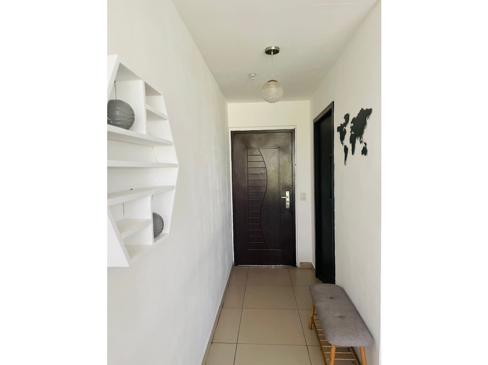 SE ALQUILA APARTAMENTO AMOBLADO EN EL CRISOL