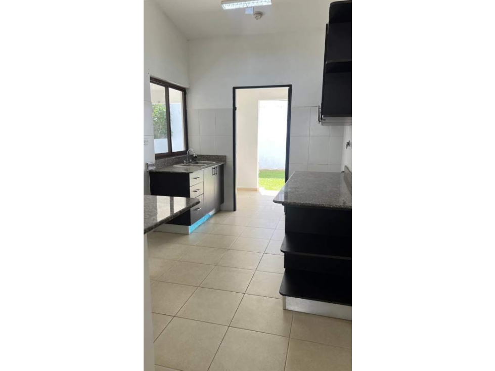 SE ALQUILA CASA EN ECO GARDEN ARRAIJAN — foto 6