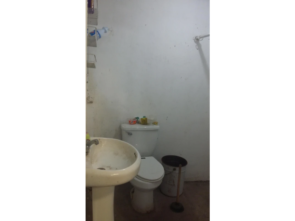 Se alquila galera en pueblo nuevo - 4