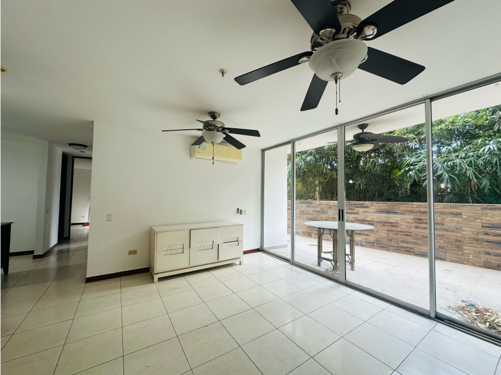 Alquilo Apartamento en PH Altavista Towers