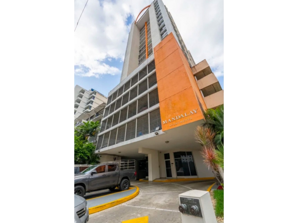 SE VENDE APARTAMENTO EN PH MANDALAY