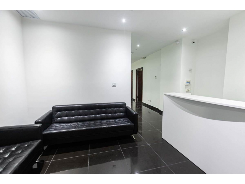 ¡Â¡SE VENDE!! OFICINA en Obarrio a precio de REMATE