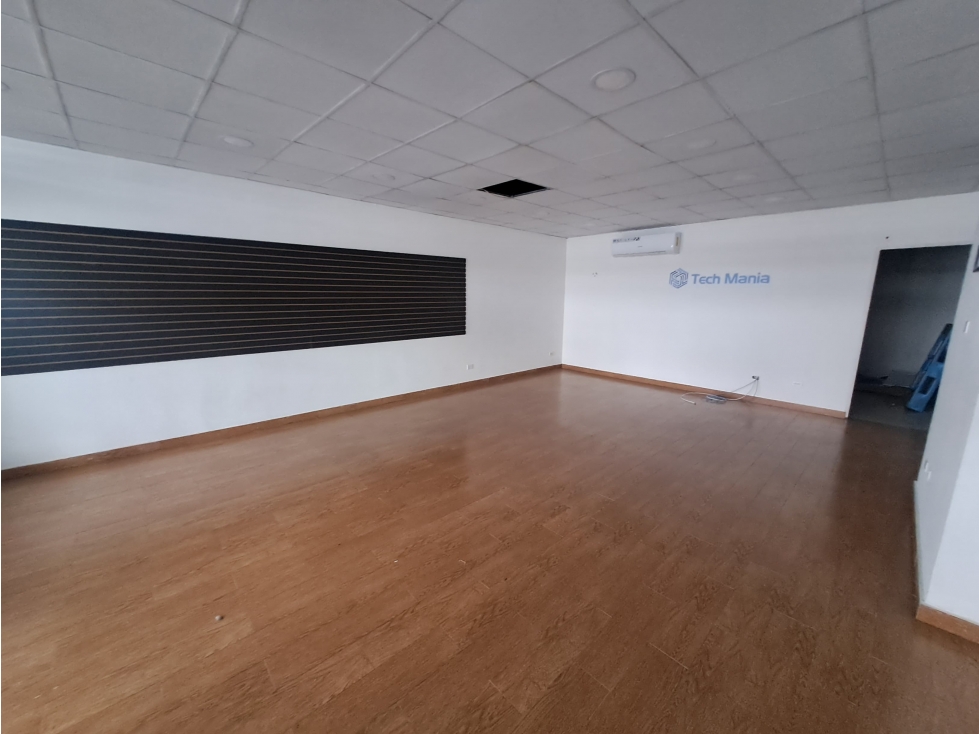SE ALQUILA LOCAL COMERCIAL EN OBARRIO