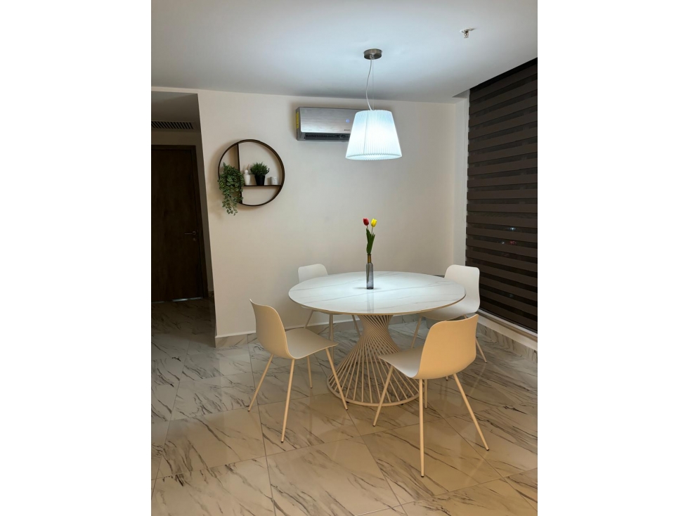 ¡SE ALQUILA! APARTAMENTO en Avenida Balboa PH THE SANDS