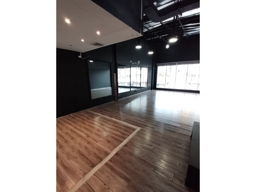 SE ALQUILA LOCAL COMERCIAL EN SAN FRANCISCO