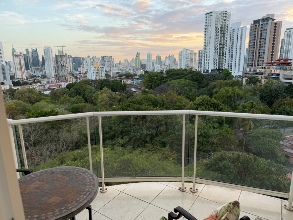 En venta apartamento en PH Hyde Park, Carrasquilla