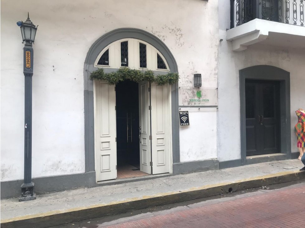 Se alquila o se vende local comercial 61m2 en casco viejo$3000 — foto 2