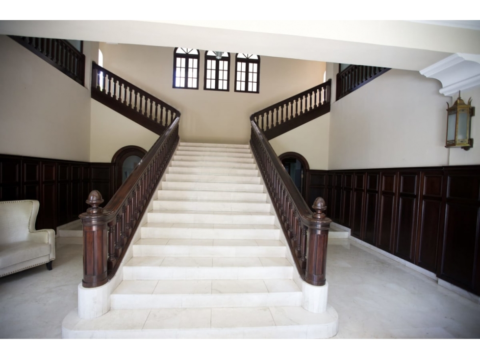 ALQUILER DE APARTAMENTO EN CASCO VIEJO