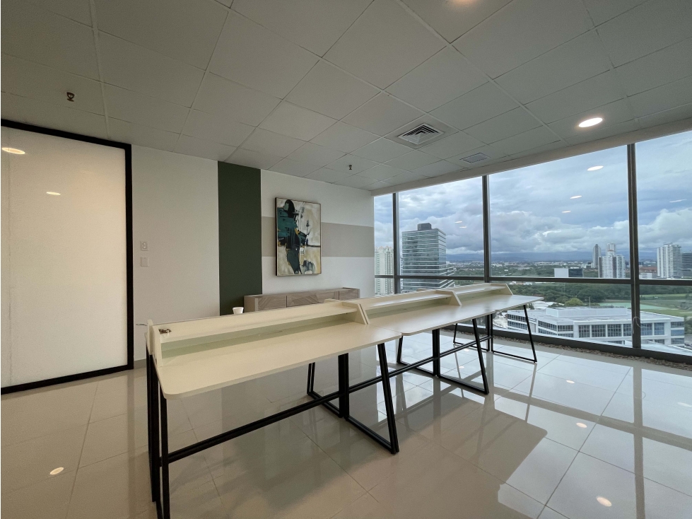 SE VENDE O ALQUILA Oficina en Costa de Este.140mt2