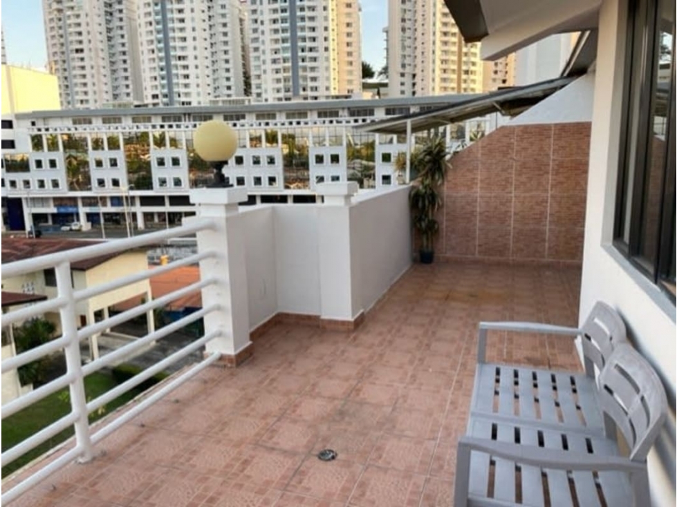 Se Vende Bello Y Comodo Apartamento En Los Ángeles (BETHANIA)
