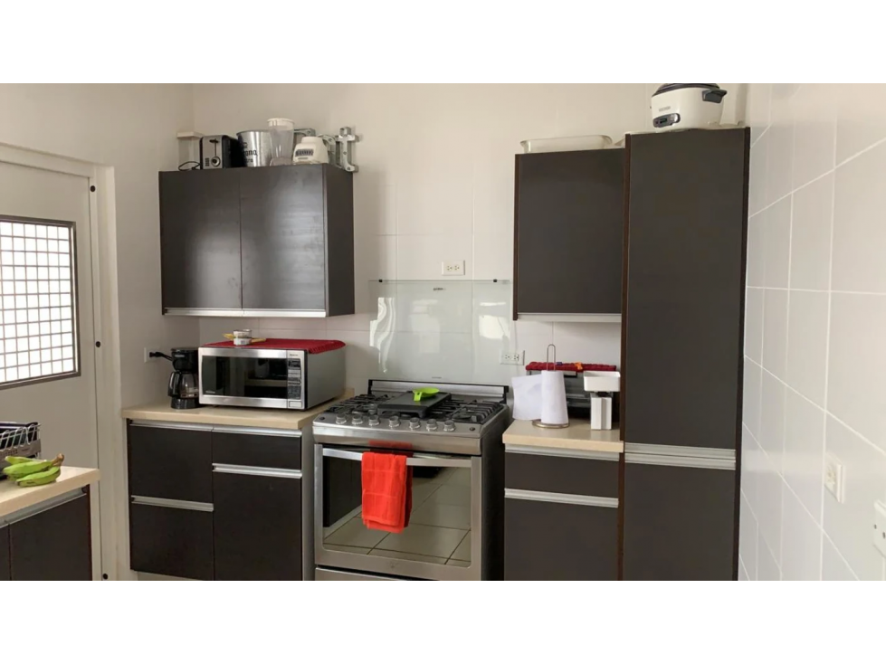 SE VENDE CASA EN BRISAS NORTE EN $220,000 AM - 6