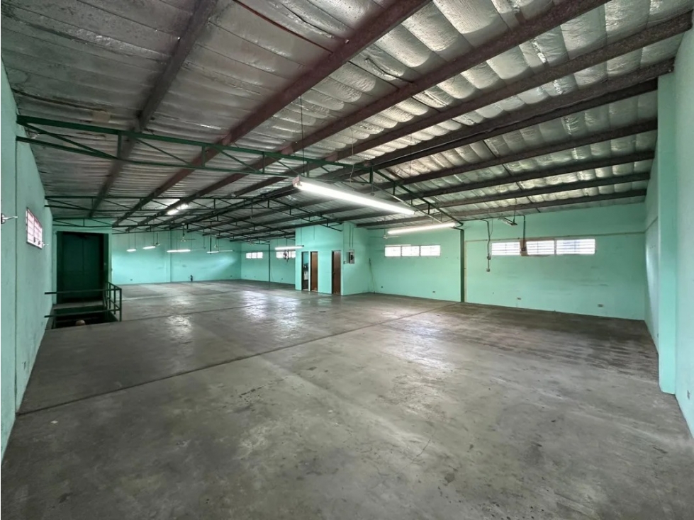 Se Vende Galera 950 Mts Bella Vista USD$1,500,000,00