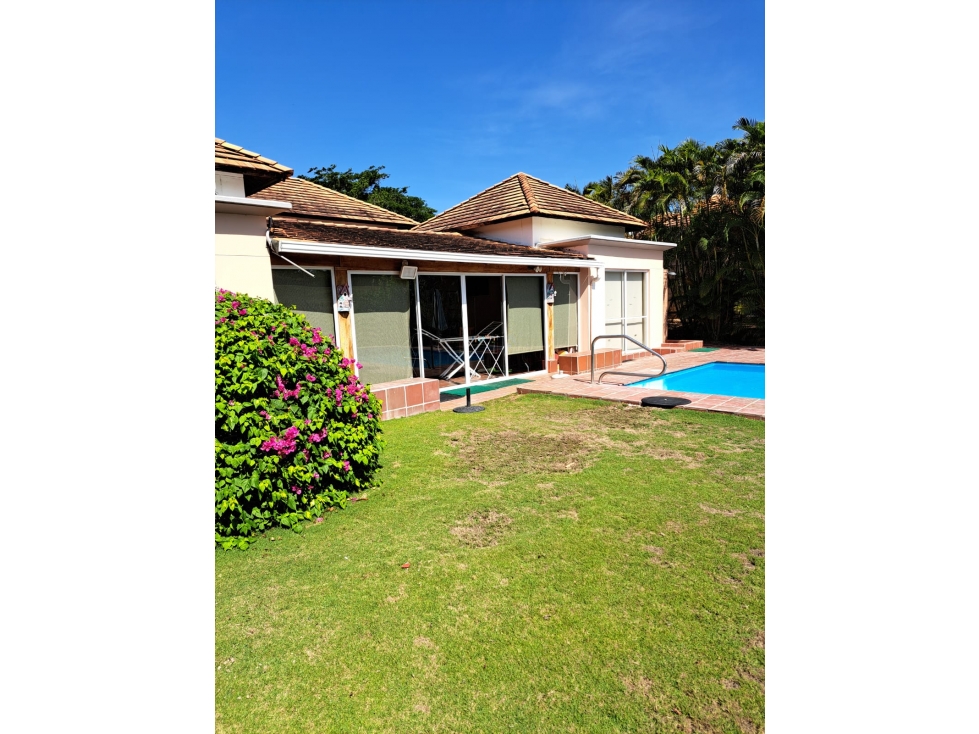 VENTA DE CASA DE PLAYA EN COSTA BLANCA