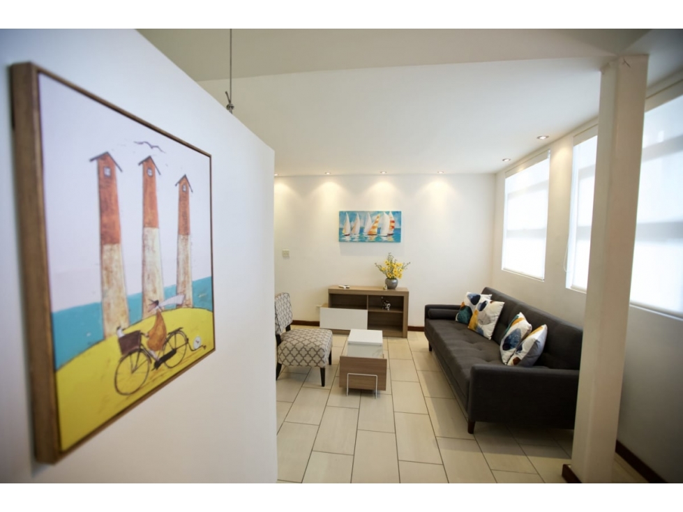 ALQUILER DE APARTAMENTO EN CASCO VIEJO — foto 2