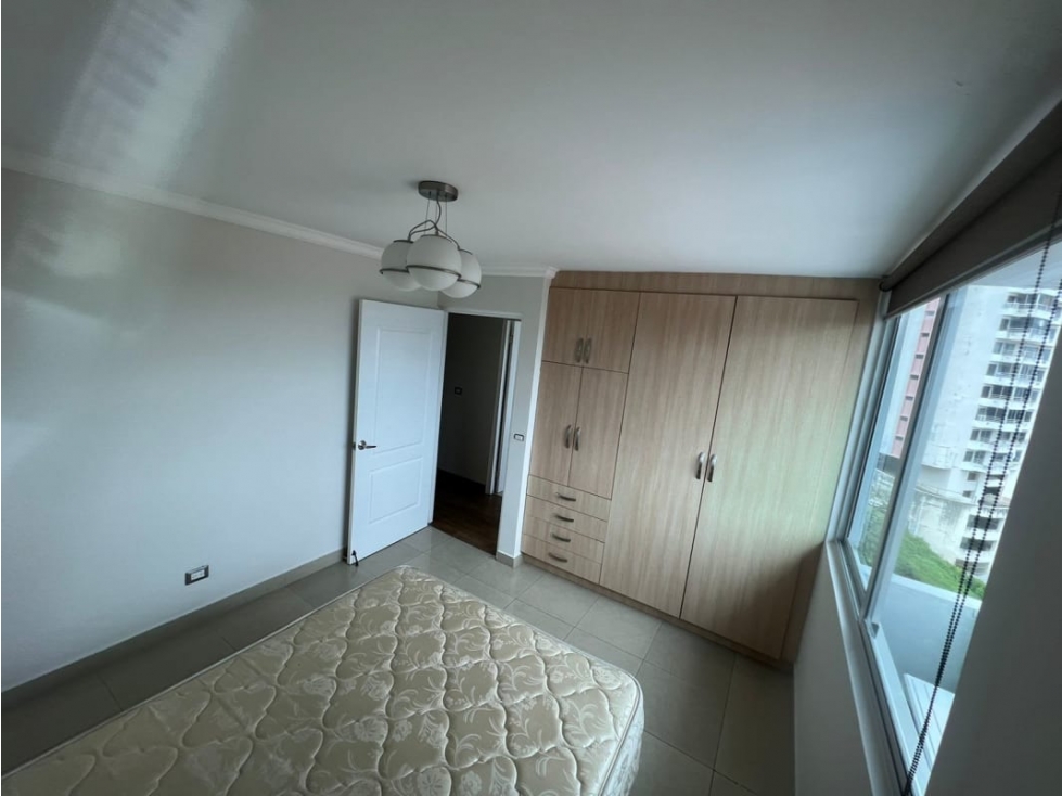 Alquilo Extraordinario y amplio apartamento en villa de las fuentes — foto 4