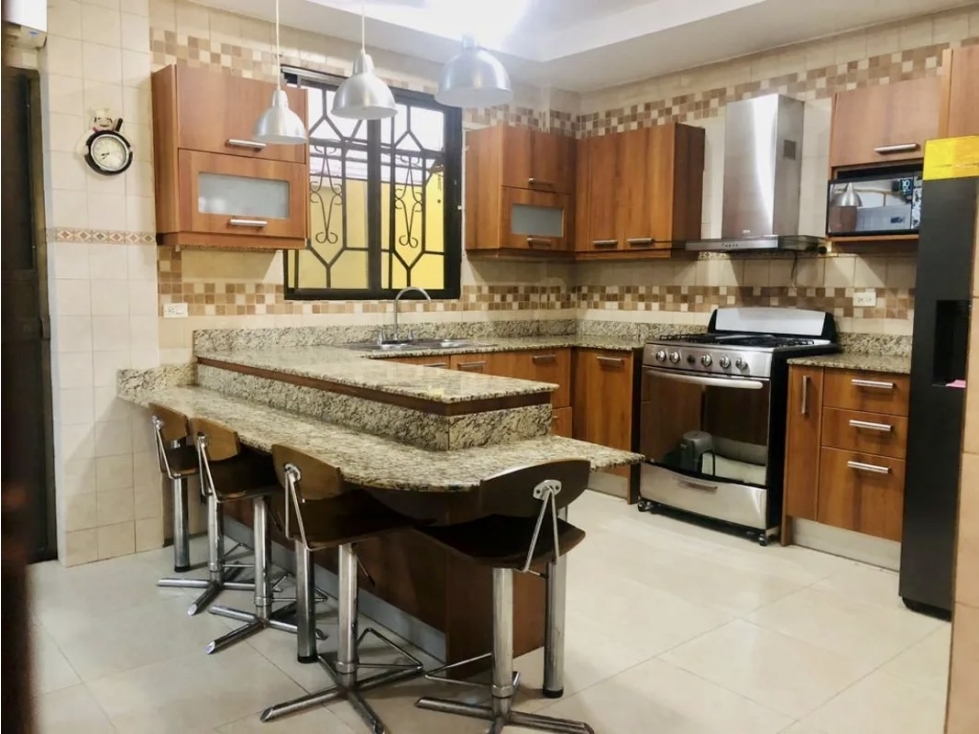 SE VENDE HERMOSA CASA EN ANCON $420K — foto 5