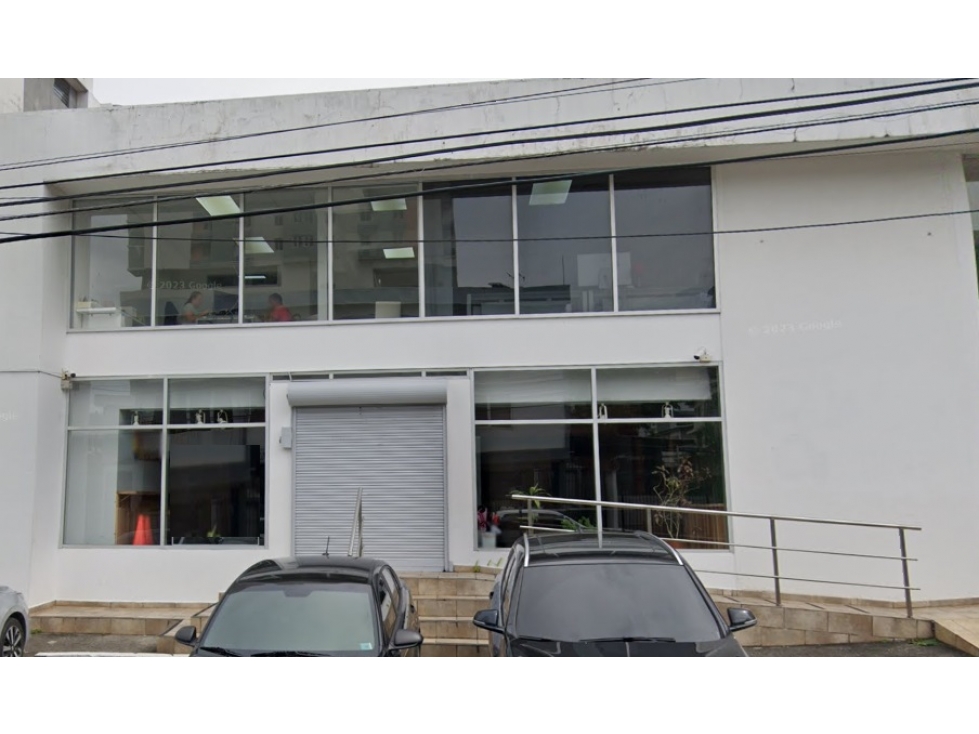 SE ALQUILA LOCAL EN OBARRIO DE DOS NIVELES | 800MT2