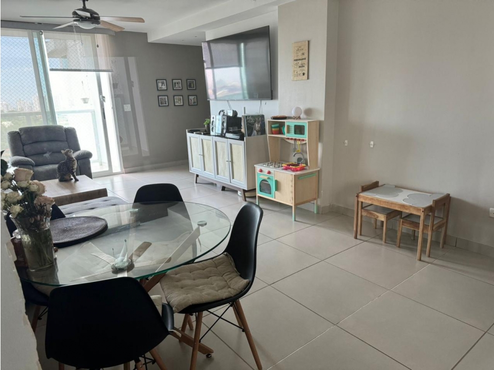 SE ALQUILA APARTAMENTO EN CONDADO EL REY — foto 2