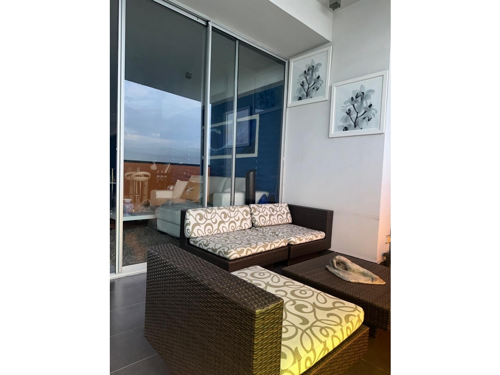 VENTA DE ESPECTACULAR APARTAMENTO AV. BALBOA