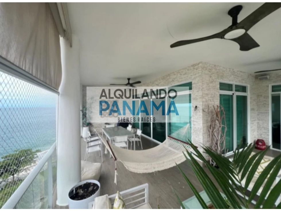 VENTA DE APARTAMENTO FRENTE AL MAR - 5