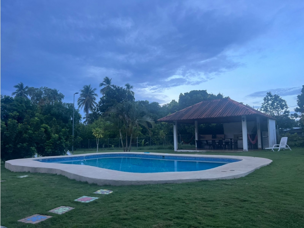 En venta propiedad con 3 cabañas en Santa Clara, Río Hato - 4