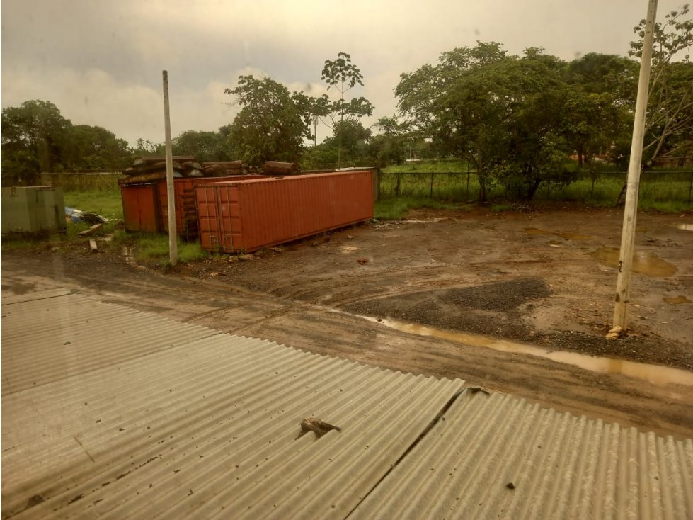Se alquila o se vende terreno con galera de 6000 m2 en chorrera $ 600 - 5