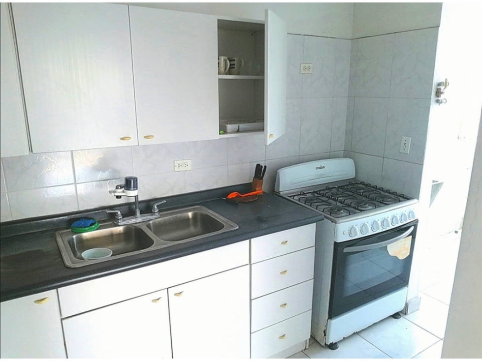 Vendo lindo y espacioso apto en Plaza San Fernando 2 rec IMG69 — foto 5