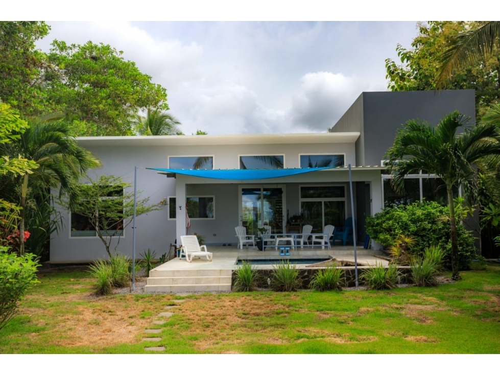 Vendo Casa en La Lajas | Hermosa Casa de Playa AM