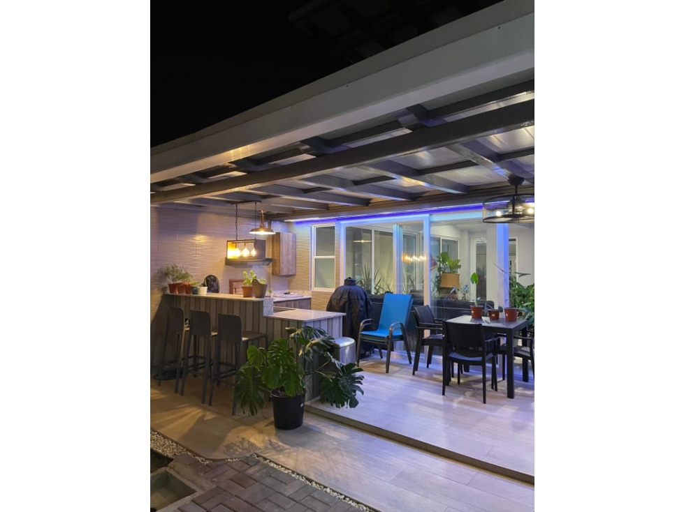 SE VENDE CASA DUPLEX EN COSTA VERDE ROLLING HILLS — foto 2
