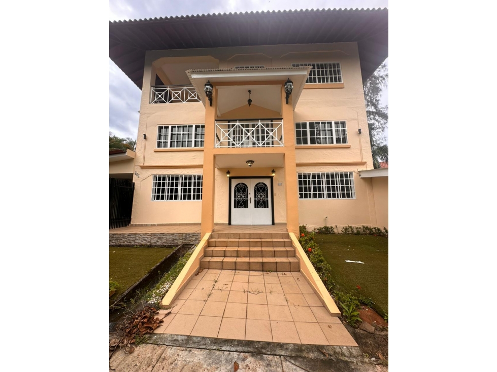 VENTA DE CASA EN ALBROOK, PRECIO NEGOCIABLE - 1