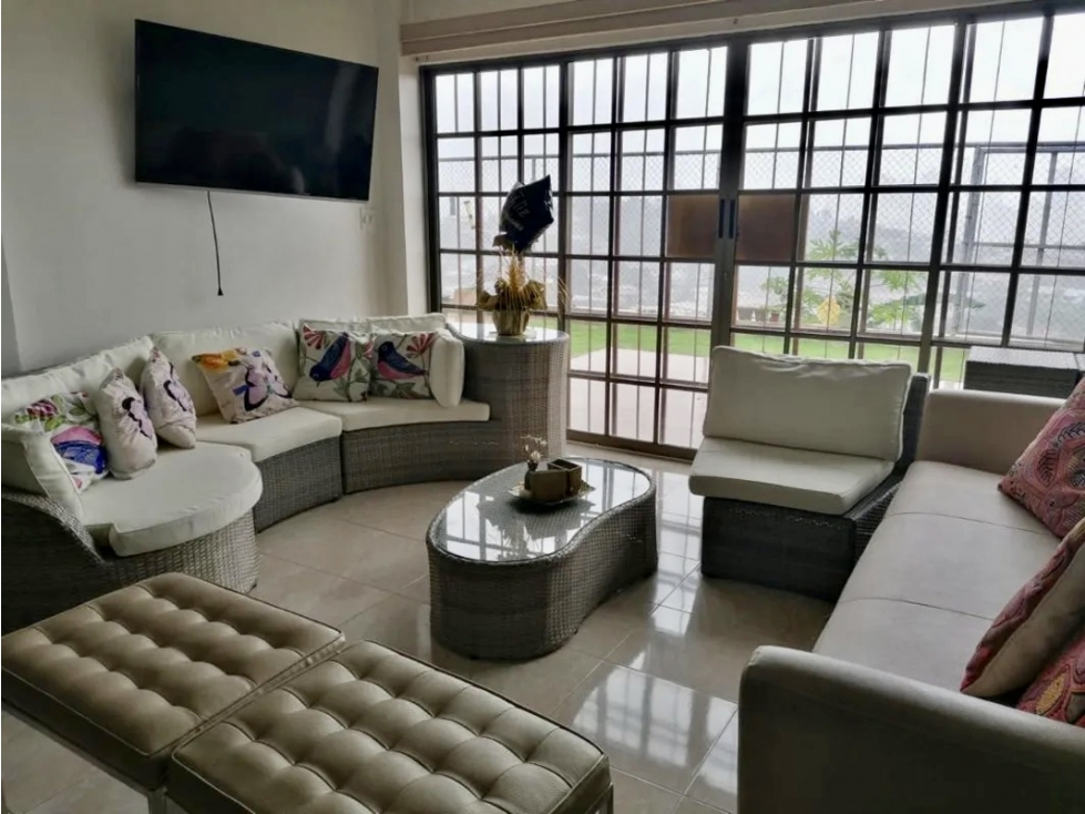 SE ALQUILA HERMOSA CASA EN EL DORADO $2,300 — foto 3