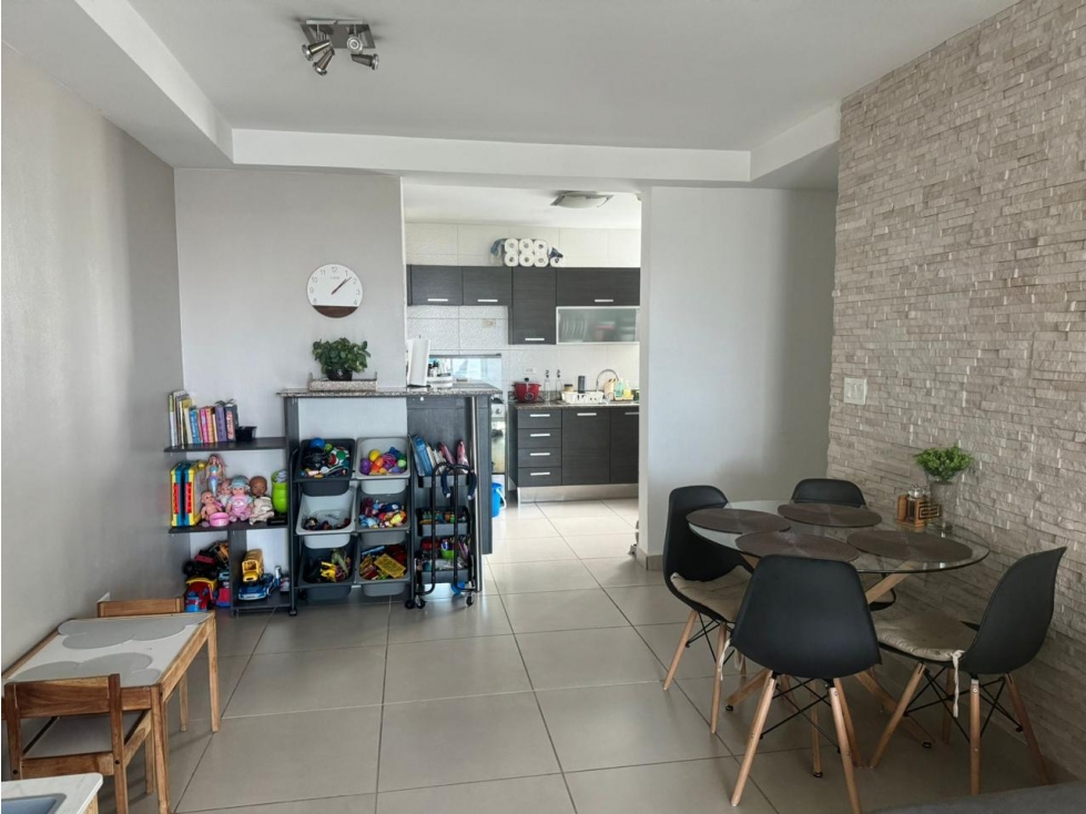 SE ALQUILA APARTAMENTO EN CONDADO EL REY — foto 3