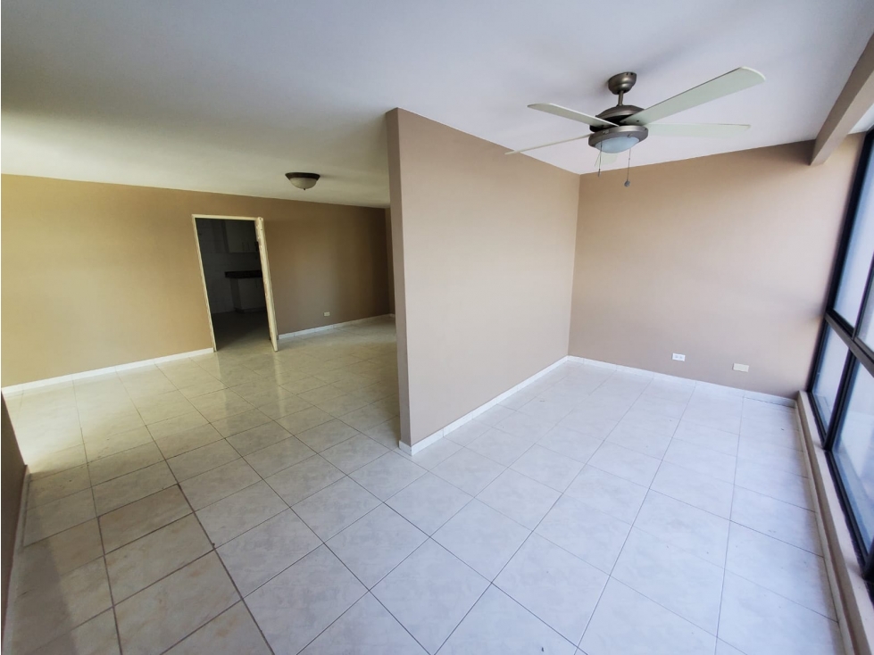 SE ALQUILA HERMOSO PENTHOUSE CON VISTA AL MAR — foto 6