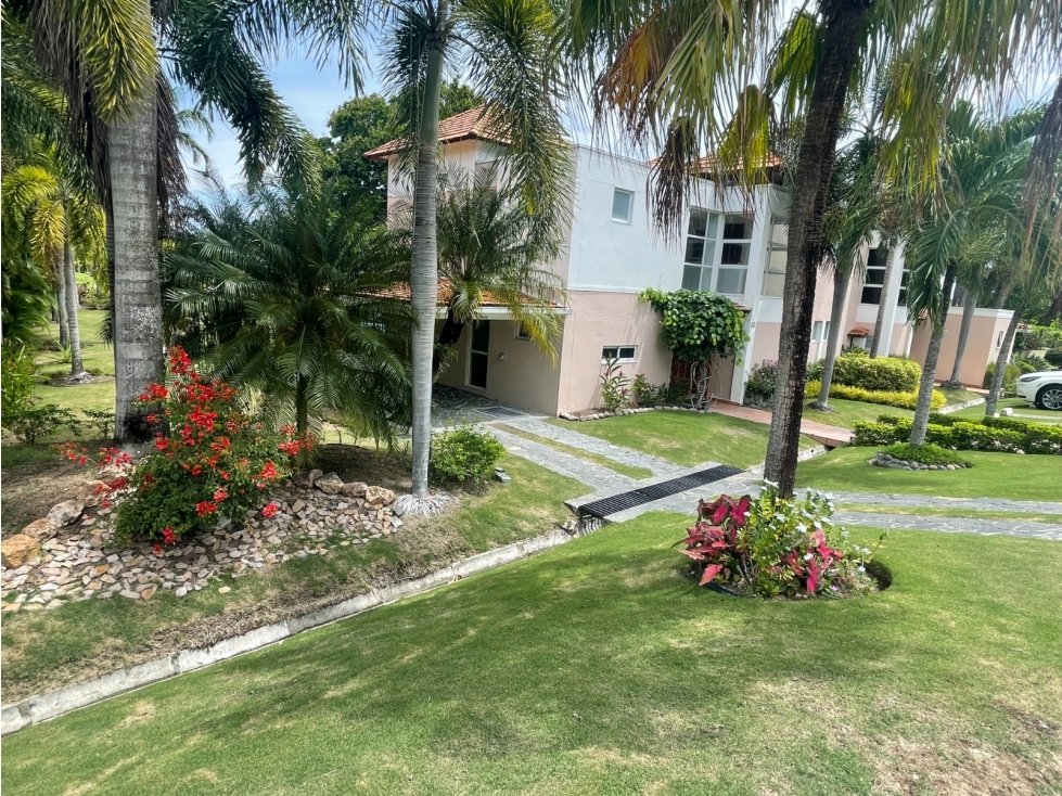 SE VENDE VILLA EN COMPLEJO CERRADO EN DECAMERON - 3