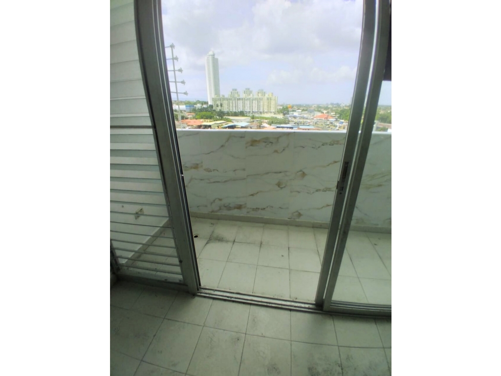 Se vende apartamento en PH Torres de España - 1