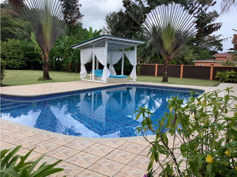 CASA A LA VENTA En Portobelo Colón $425,000 CM — foto 4