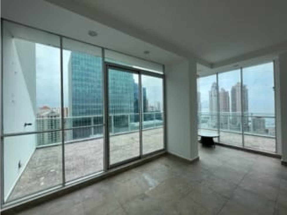 SE VENDE APARTAMENTO EN PAITILLA (PENTHOUSE)