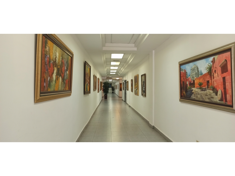 Se alquila Oficina con ubicación estratégica, Fernández de Cordoba - 2