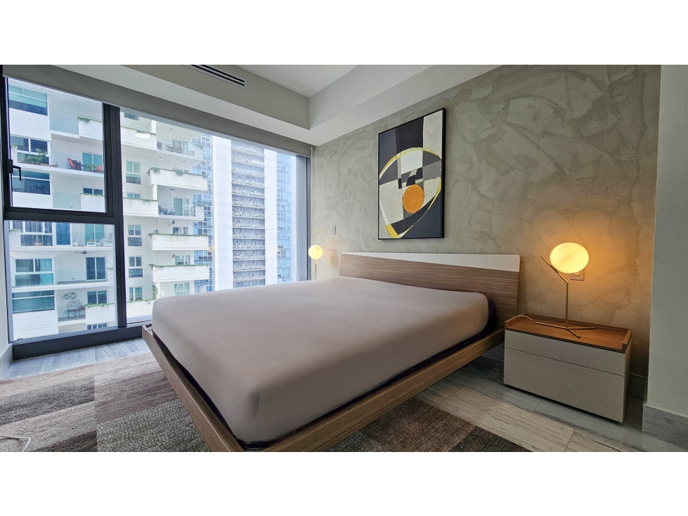 SE VENDE APARTAMENTO AMOBLADO EN AV. BALBOA